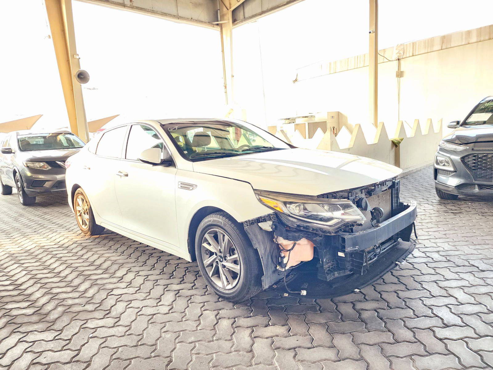 2019 KIA OPTIMA — 84456 Miles — Lot 68623894 — Souq - Marhaba Auctions Used Cars - Image 4