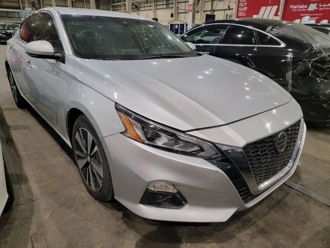 2021 NISSAN ALTIMA — 97110 KM — Lot 0MN303239 — Main - Marhaba Auctions Used Cars - Image 3