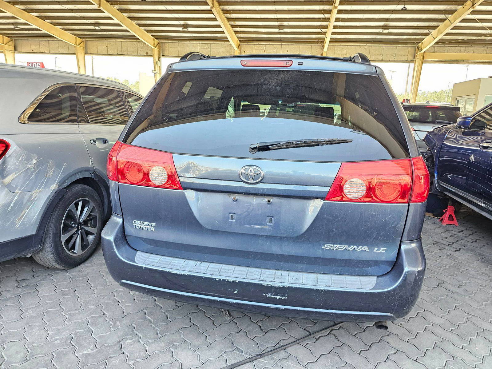 TOYOTA SIENNA 2008 - Marhaba Auction Used Cars - Image 3