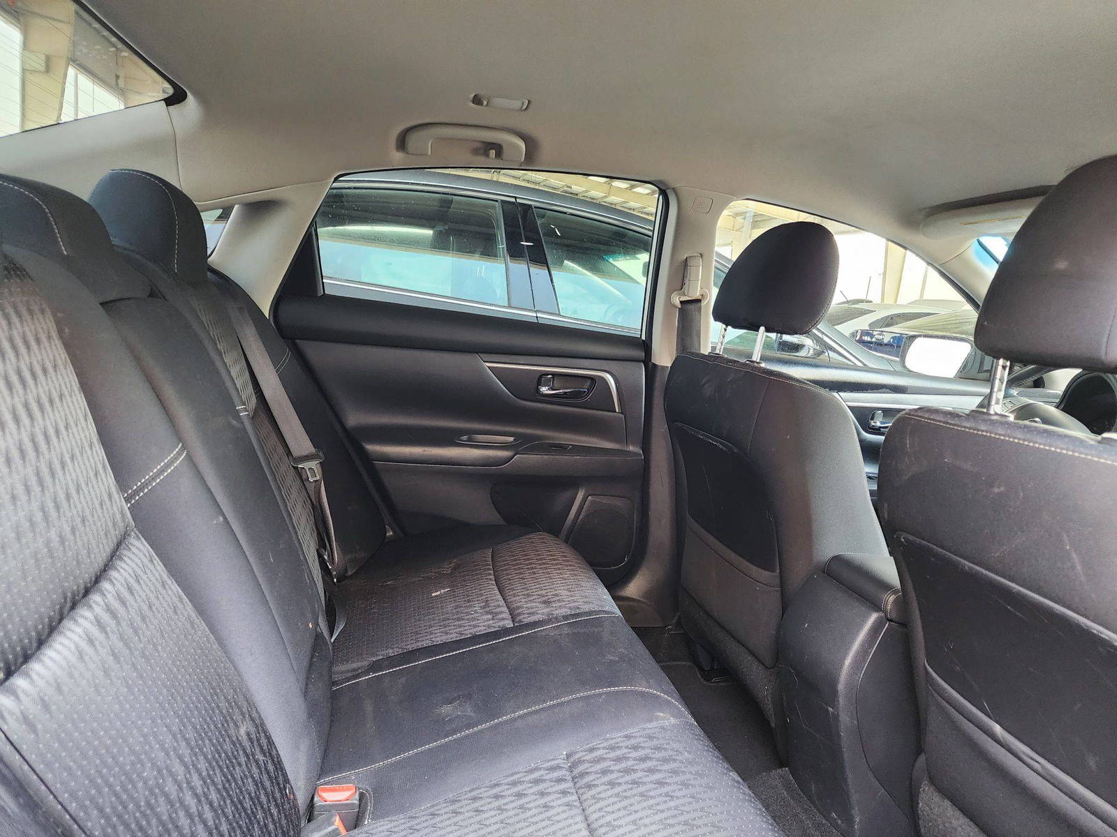 2017 NISSAN ALTIMA — 156553 Miles — Lot 32581 — Souq - Marhaba Auctions Used Cars - Image 4