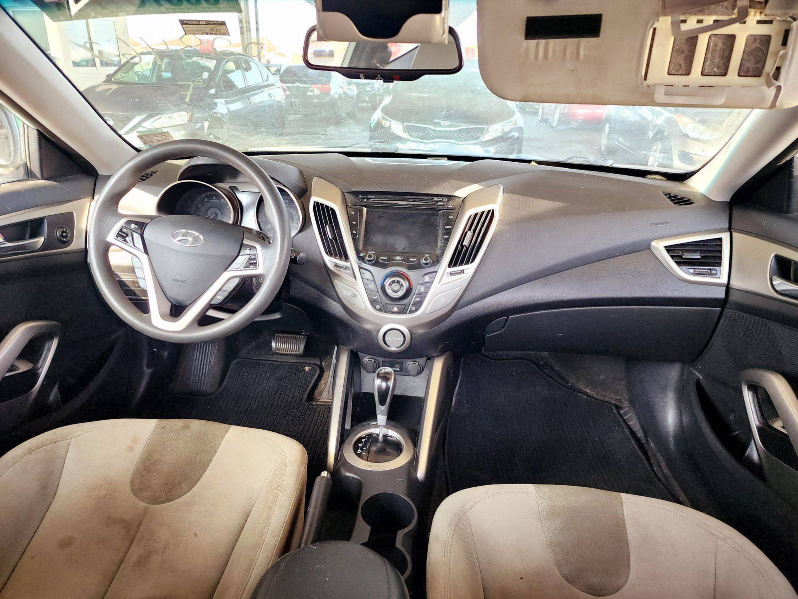 2012 HYUNDAI VELOSTER — 174078 Miles — Lot AD9CU028462 — Souq - Marhaba Auctions Used Cars - Image 7