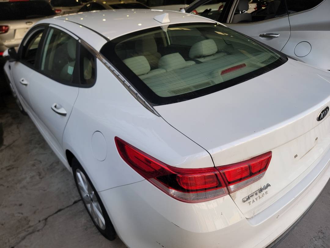 2018 KIA OPTIMA — 168006 Miles — Lot 38JG267955 — Main - Marhaba Auctions Used Cars - Image 6