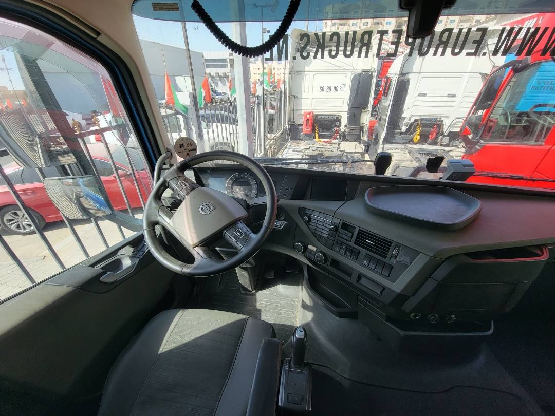 2015 VOLVO FH-Series — 1154603 KM — Lot 733990 — Main - Marhaba Auctions Used Cars - Image 8