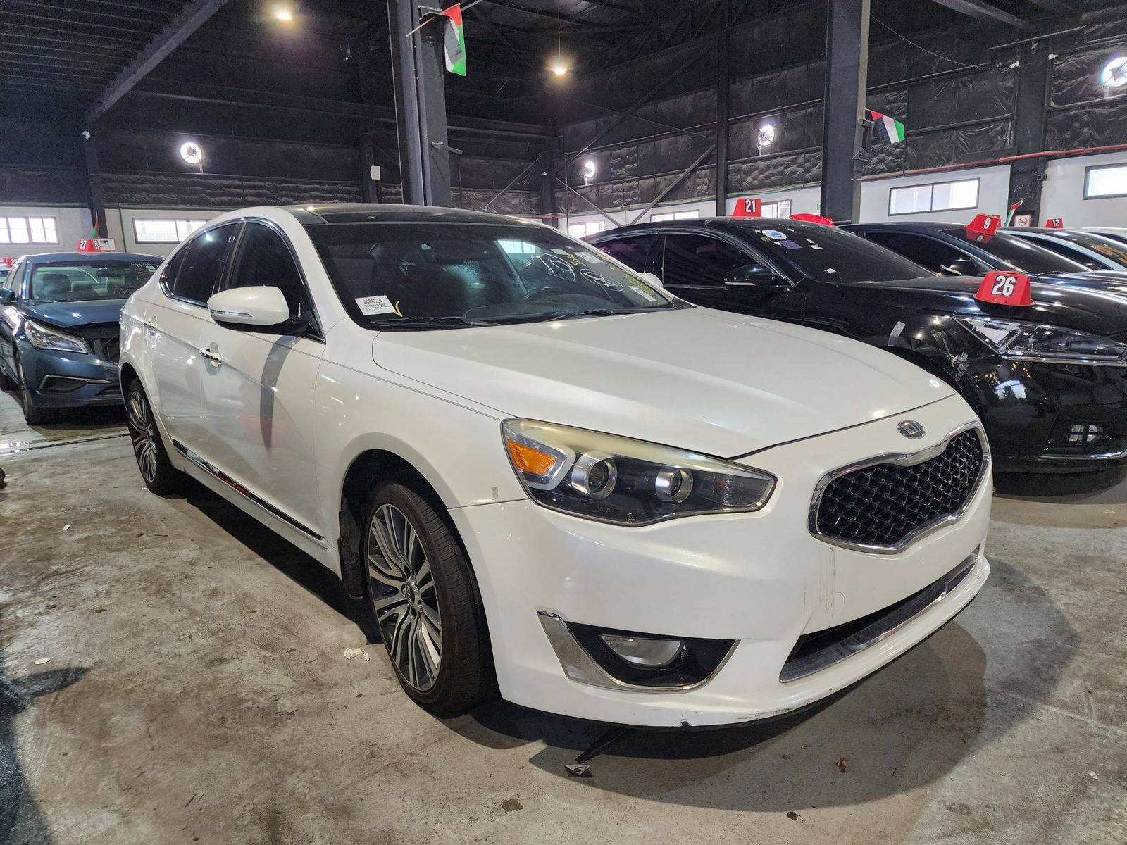 2015 KIA CADENZA — 161780 Miles — Lot 2086324 — Main - Marhaba Auctions Used Cars - Image 5