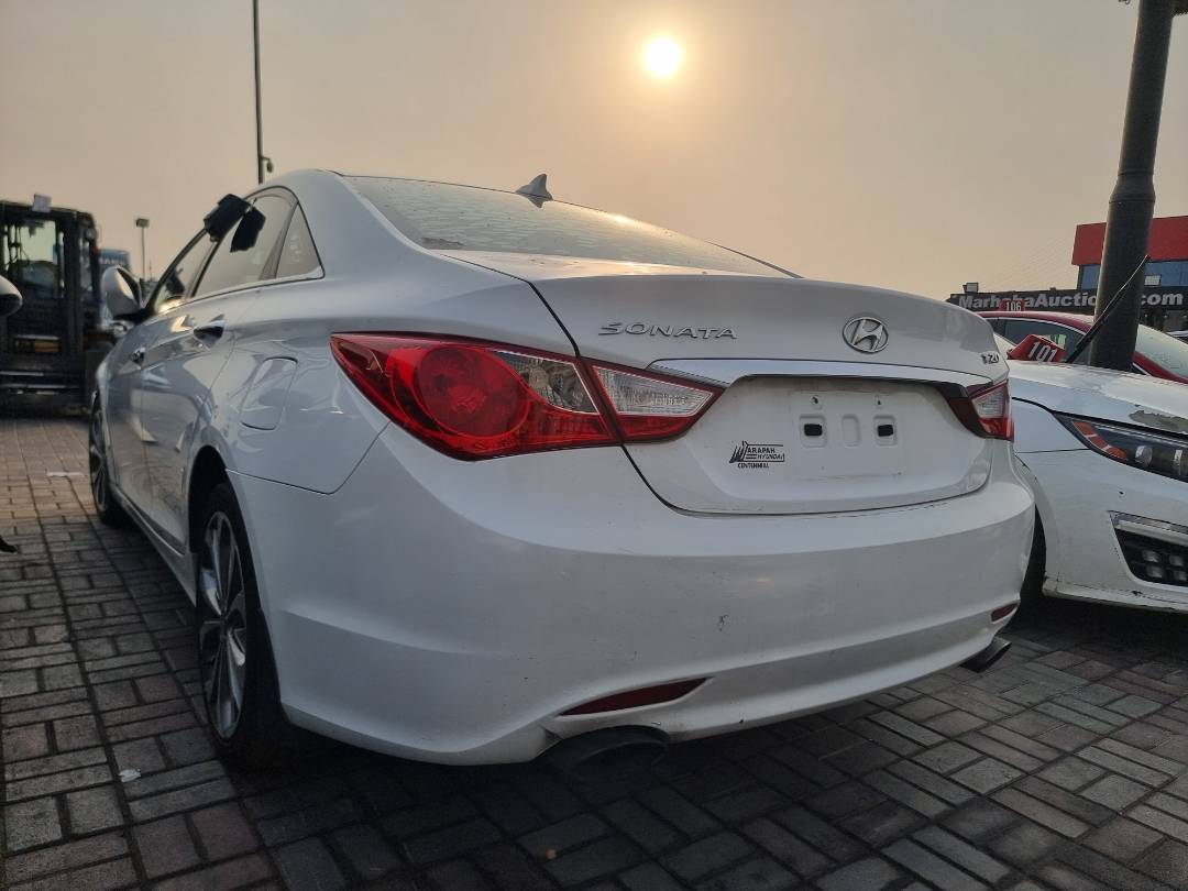 2013 HYUNDAI SONATA — 133379 Miles — Lot 767021 — Ind. 12 - Marhaba Auctions Used Cars - Image 6