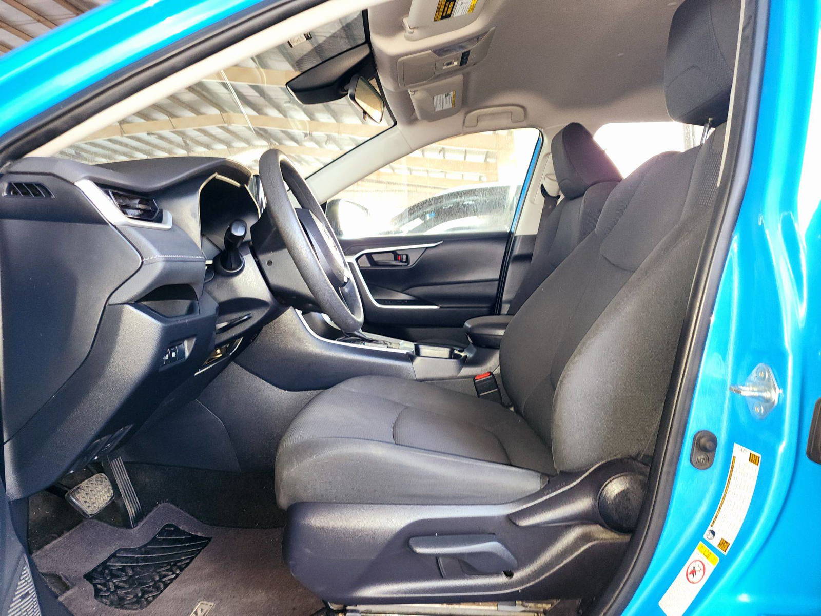 2019 TOYOTA RAV4 — 128369 Miles — Lot 39742622 — Souq - Marhaba Auctions Used Cars - Image 8