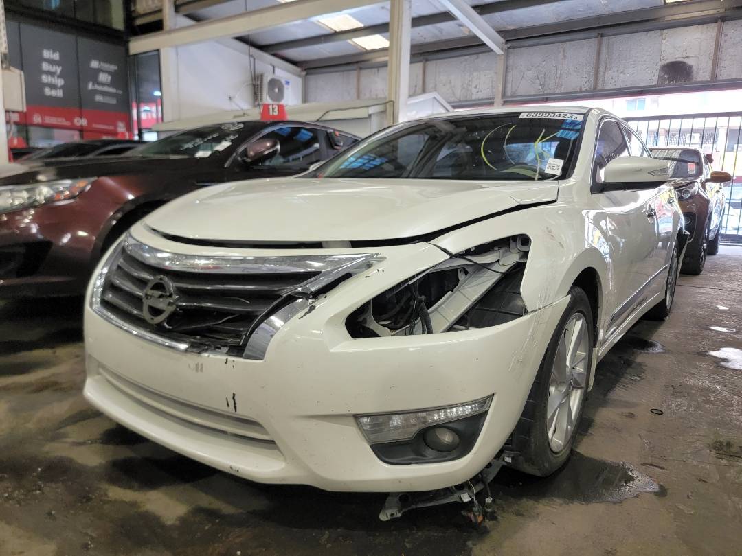 2015 NISSAN ALTIMA — 247876 Miles — Lot FC103524 — Main - Marhaba Auctions Used Cars - Image 5