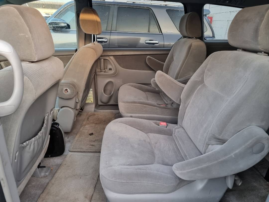 2005 TOYOTA SIENNA — 164914 Miles — Lot 64686854 — Ind. 12 - Marhaba Auctions Used Cars - Image 7