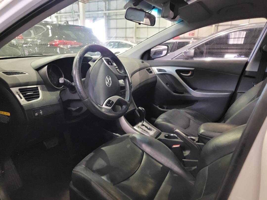 2012 HYUNDAI AVANTE — 175901 KM — Lot 376541 — Souq - Marhaba Auctions Used Cars - Image 6