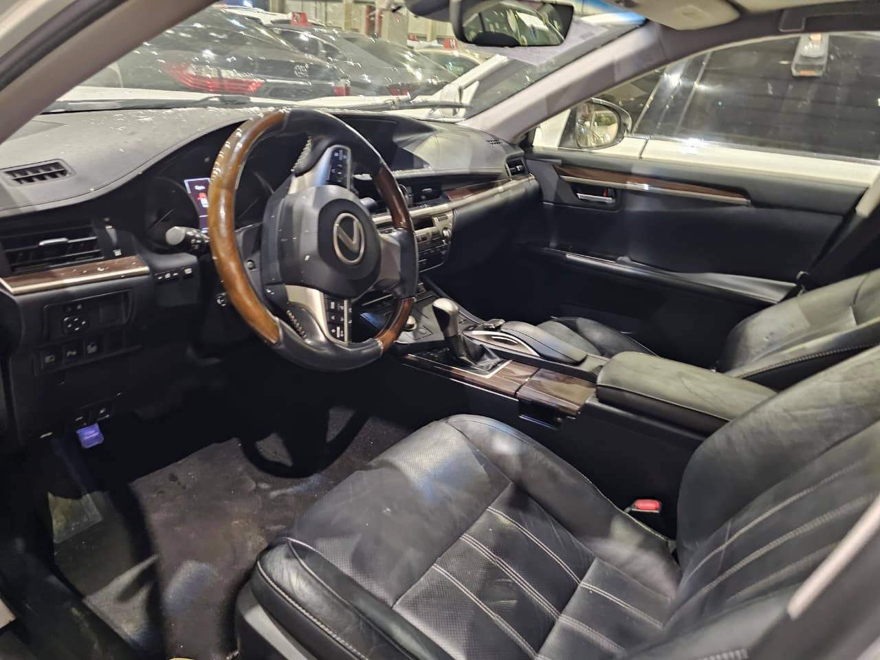 2016 LEXUS ES 350 — 99061 Miles — Lot 2219750 — Main - Marhaba Auctions Used Cars - Image 8