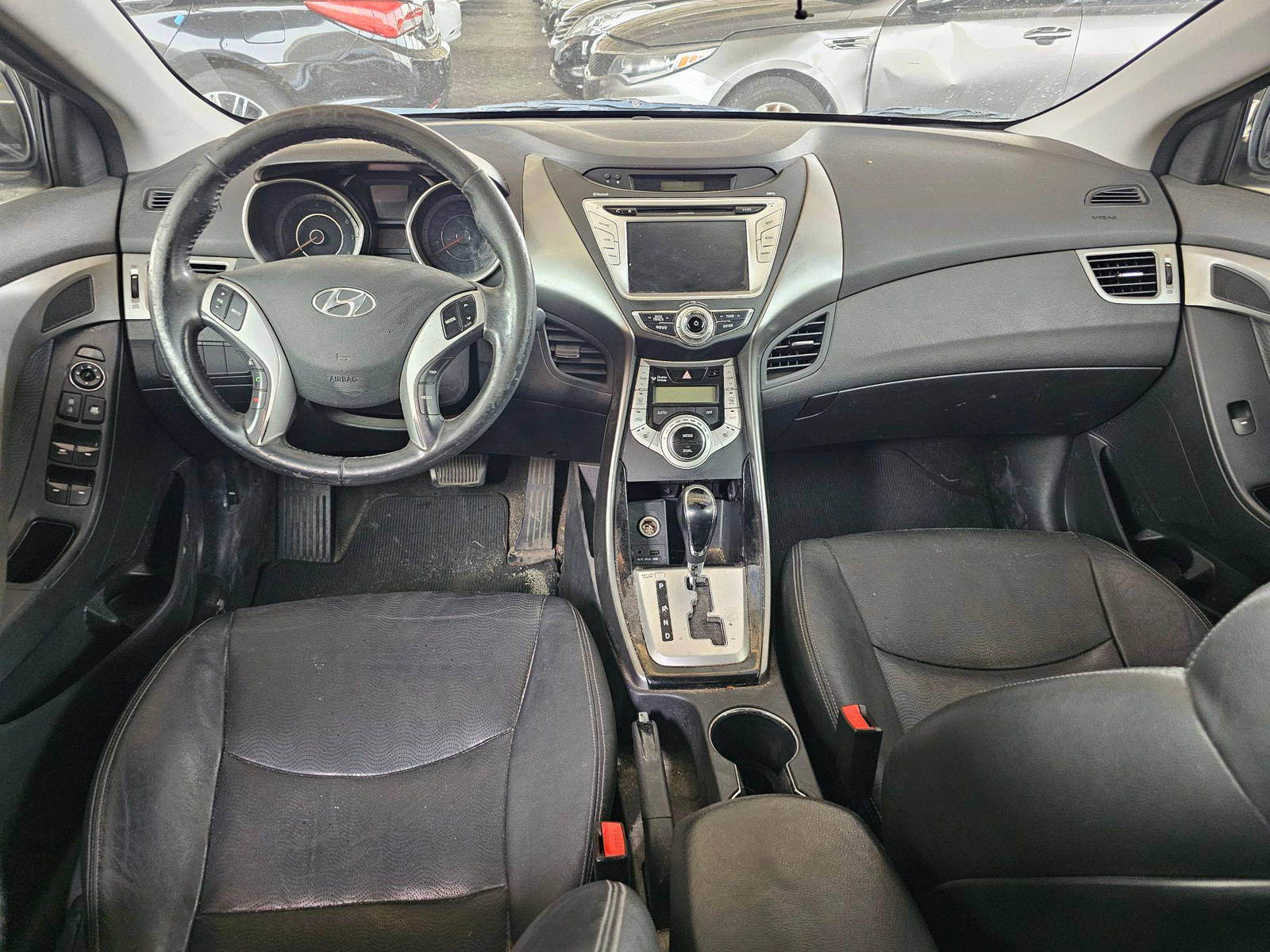 2012 HYUNDAI AVANTE — 177041 KM — Lot 421637 — Souq - Marhaba Auctions Used Cars - Image 7