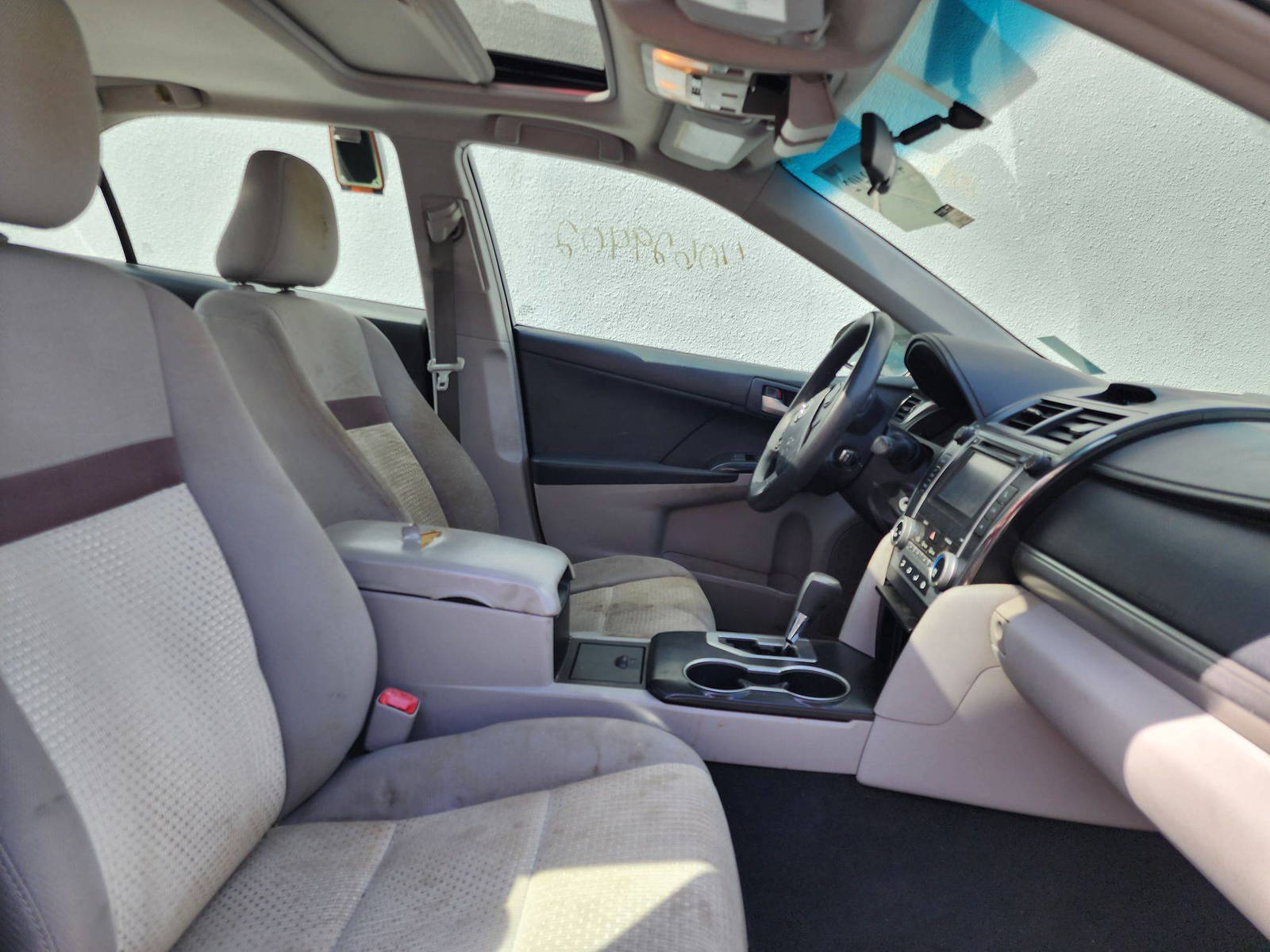 2012 TOYOTA CAMRY — 180524 Miles — Lot 40629402 — Al Quoz - Marhaba Auctions Used Cars - Image 12