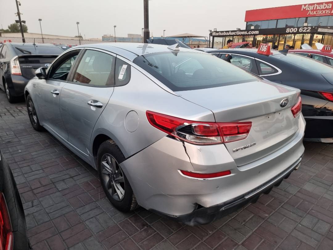 2019 KIA OPTIMA — 122458 Miles — Lot 2105478 — Ind. 12 - Marhaba Auctions Used Cars - Image 4