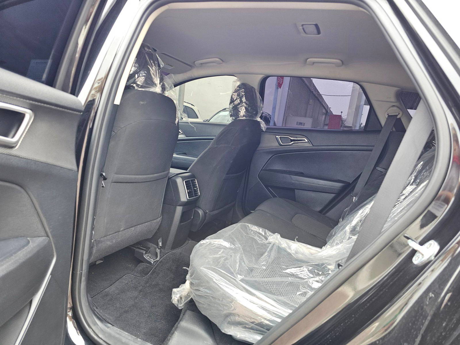 KIA SPORTAGE 2023 - Marhaba Auction Used Cars - Image 6