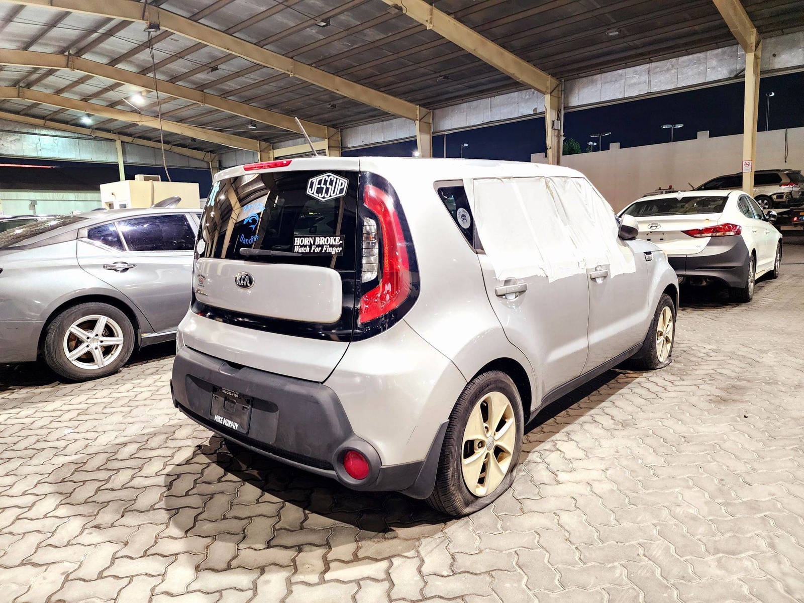 2015 KIA SOUL — 292282 Miles — Lot 2F7748198 — Souq - Marhaba Auctions Used Cars - Image 3