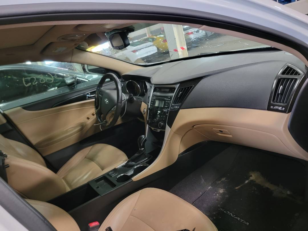 2012 HYUNDAI SONATA — 165401 Miles — Lot H412594 - Marhaba Auctions Used Cars - Image 6