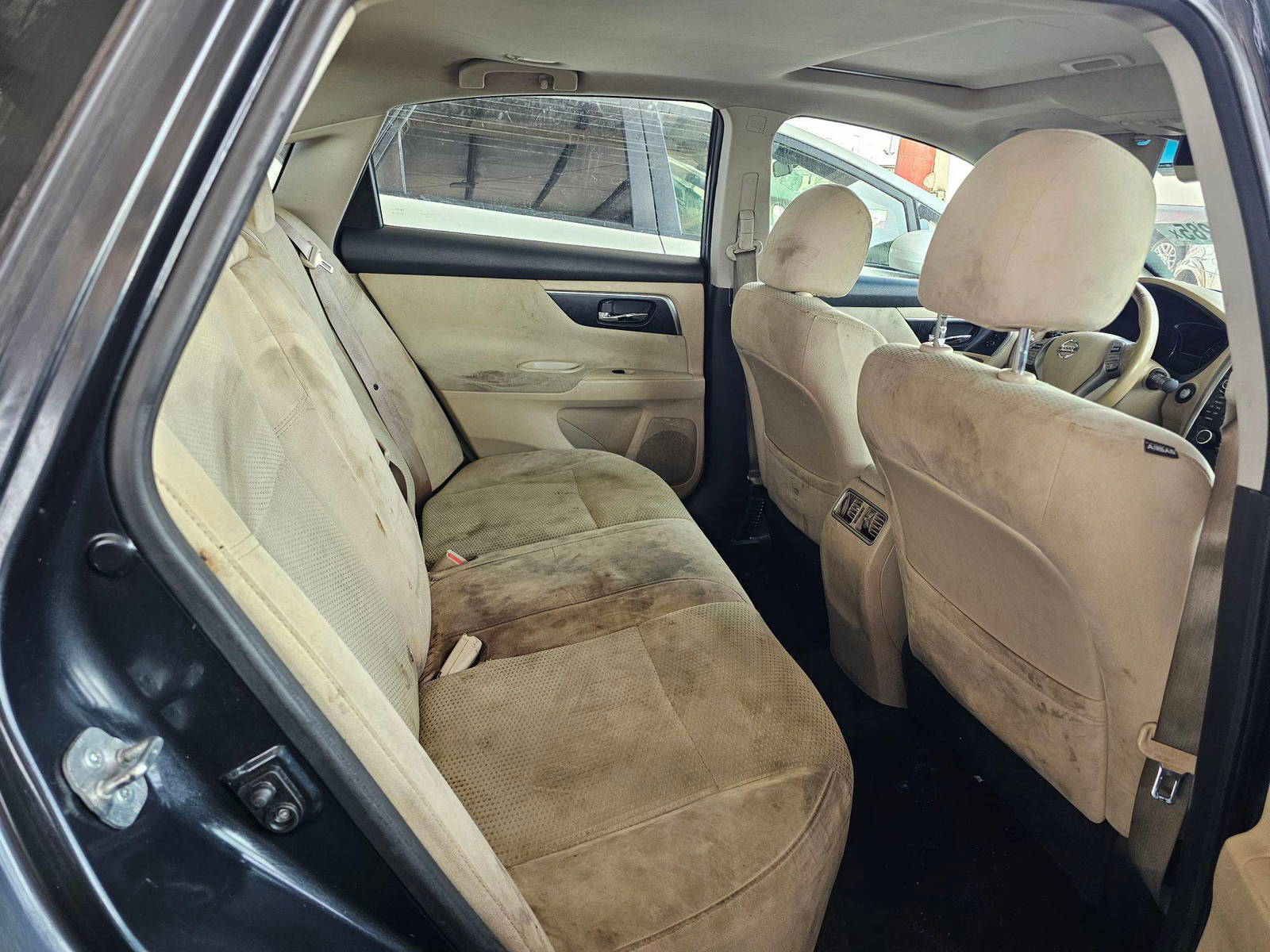 2015 NISSAN ALTIMA — 184591 Miles — Lot 3AP0FC192784 — Souq - Marhaba Auctions Used Cars - Image 7