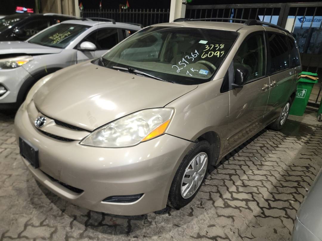 2009 TOYOTA SIENNA — 247056 Miles — Lot 37386095 - Marhaba Auctions Used Cars - Image 7