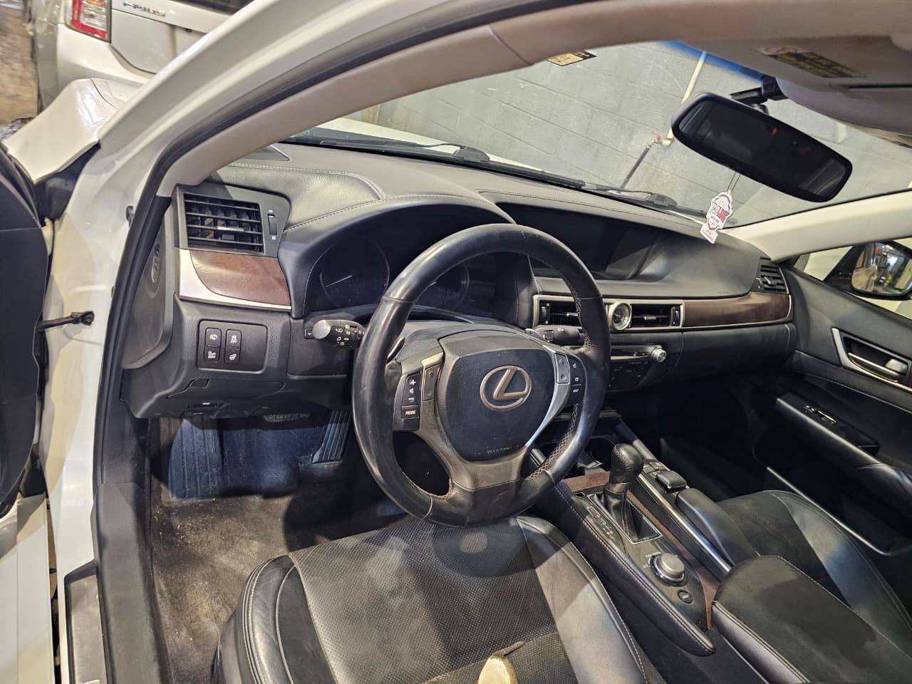 LEXUS GS 350 2013 - Marhaba Auction Used Cars - Image 11