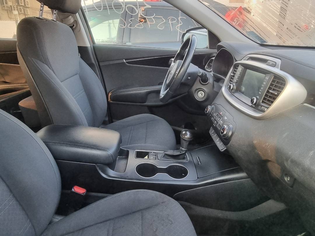 2018 KIA SORENTO — 166301 Miles — Lot 125487 — Main - Marhaba Auctions Used Cars - Image 6