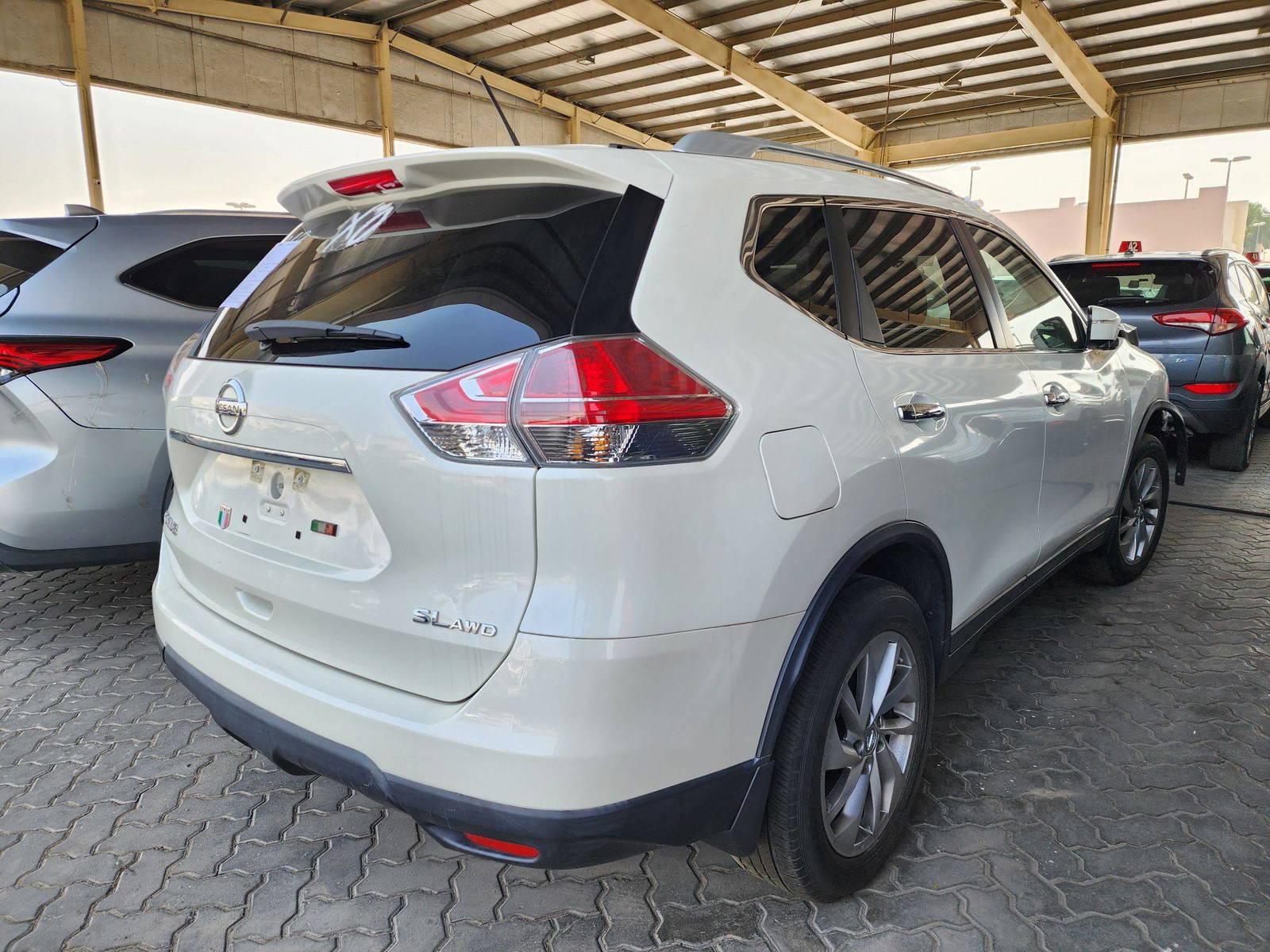 2015 NISSAN ROGUE — 82086 Miles — Lot 62089 — Souq - Marhaba Auctions Used Cars - Image 3