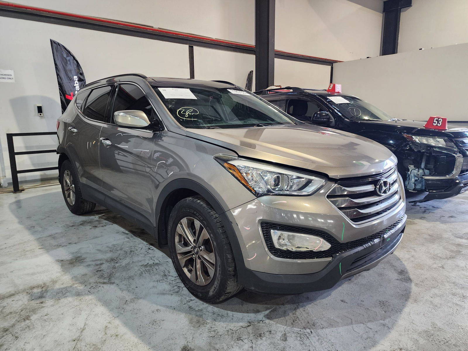 2016 HYUNDAI SANTA FE — 149919 Miles — Lot 77857324 — Al Quoz - Marhaba Auctions Used Cars - Image 4