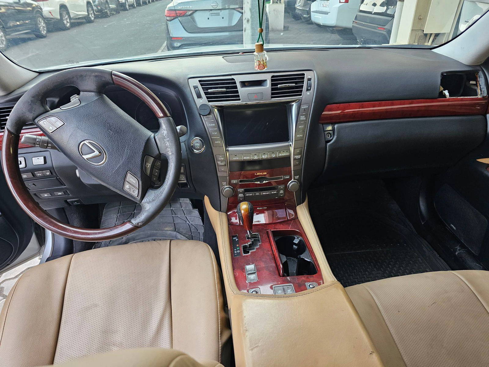 2008 LEXUS LS 460 — 150384 Miles — Lot 85052077 — Souq - Marhaba Auctions Used Cars - Image 7