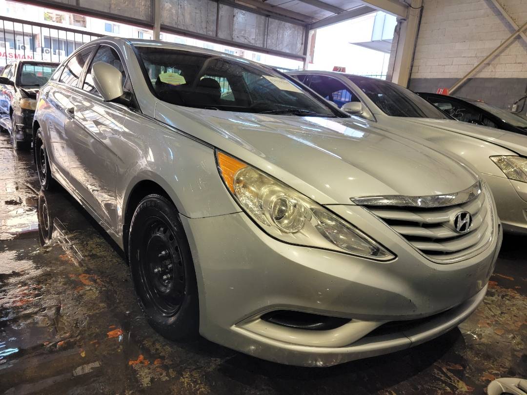 2013 HYUNDAI SONATA — 193342 Miles — Lot H514819 — Main - Marhaba Auctions Used Cars - Image 3