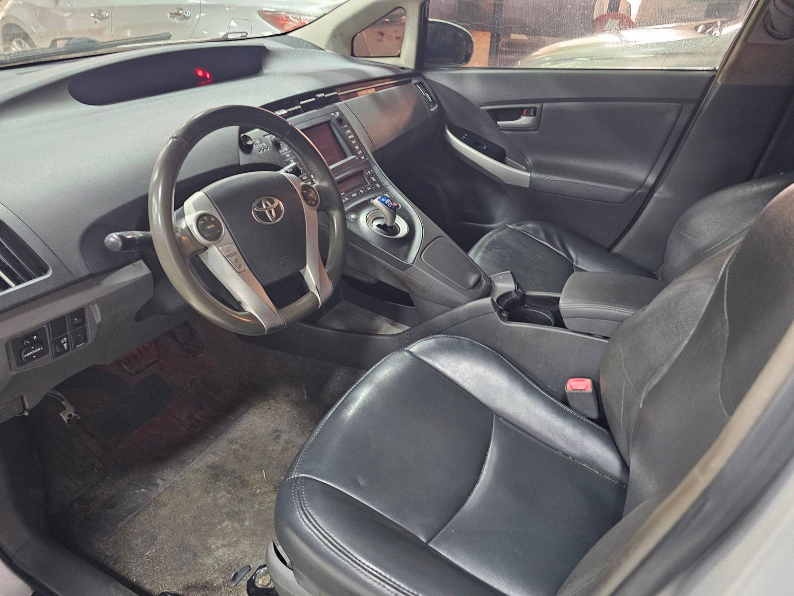 2010 TOYOTA PRIUS — 233340 Miles — Lot 86128485 — Main - Marhaba Auctions Used Cars - Image 8