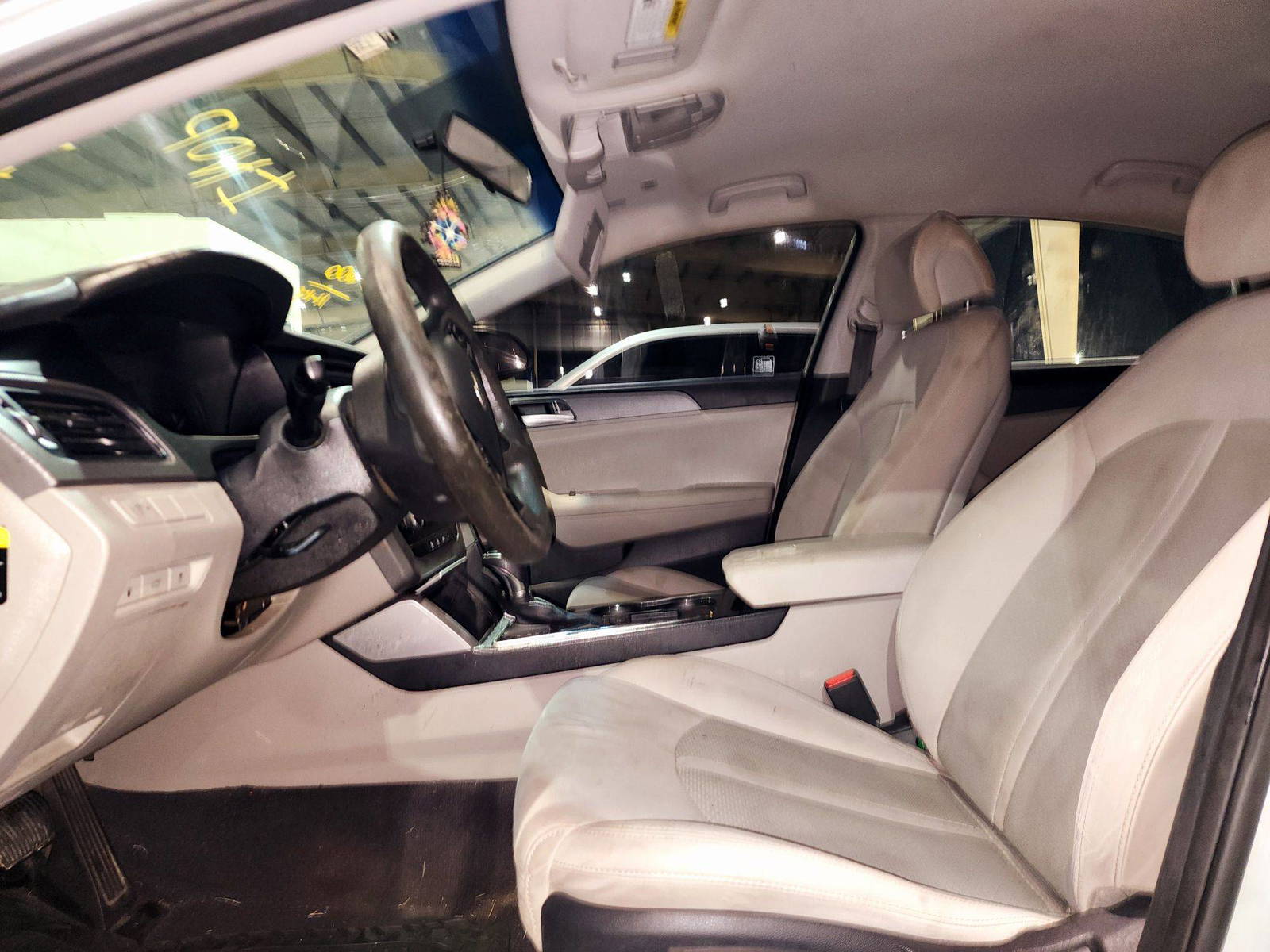 2017 HYUNDAI SONATA — 151525 Miles — Lot 1257252 — Souq - Marhaba Auctions Used Cars - Image 8