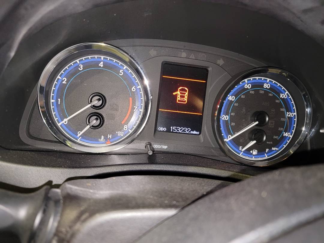 2019 TOYOTA COROLLA — 153232 Miles — Lot 37577080 - Marhaba Auctions Used Cars - Image 8