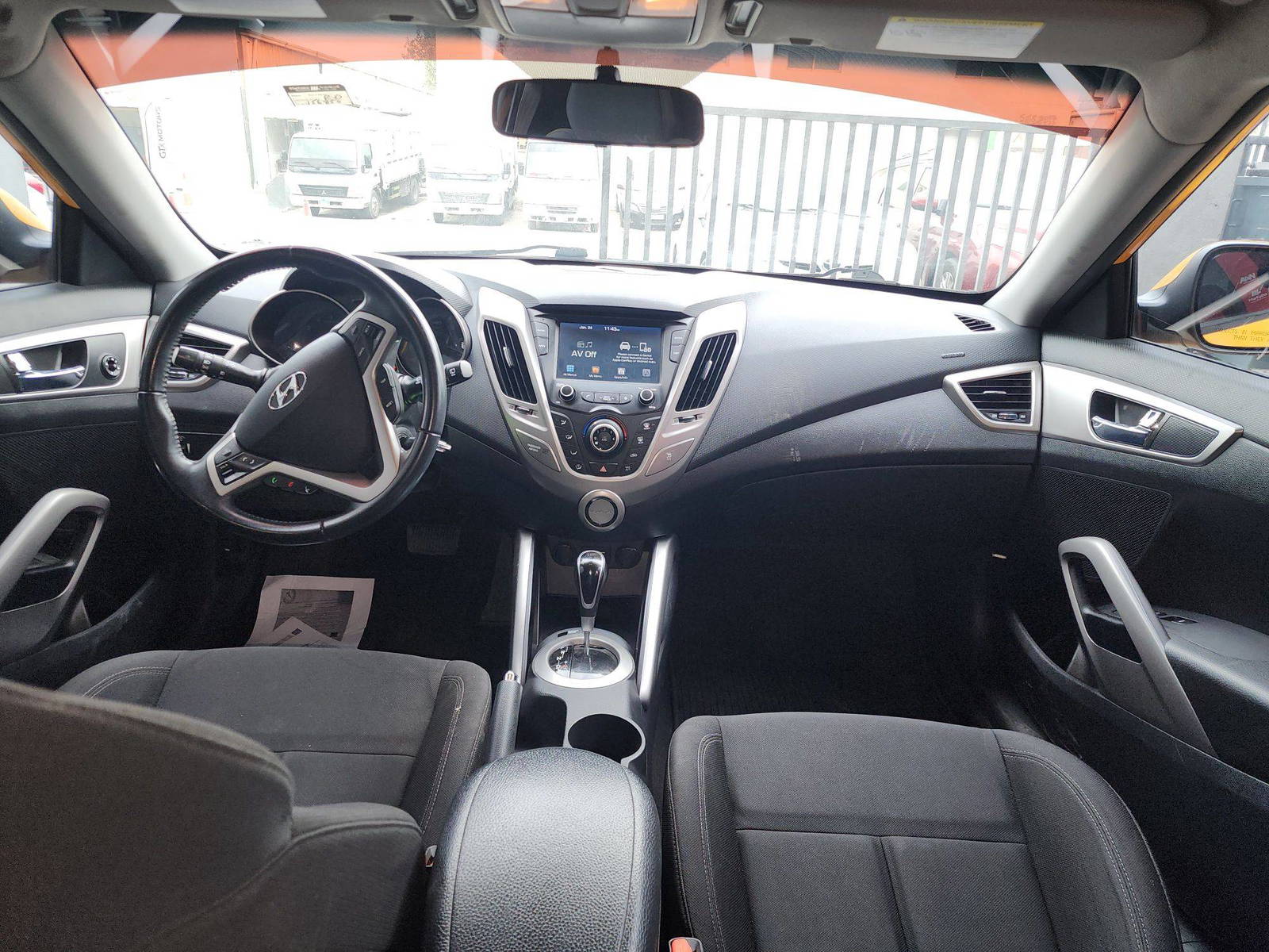 2017 HYUNDAI VELOSTER — 156850 Miles — Lot 308324 — Al Quoz - Marhaba Auctions Used Cars - Image 9