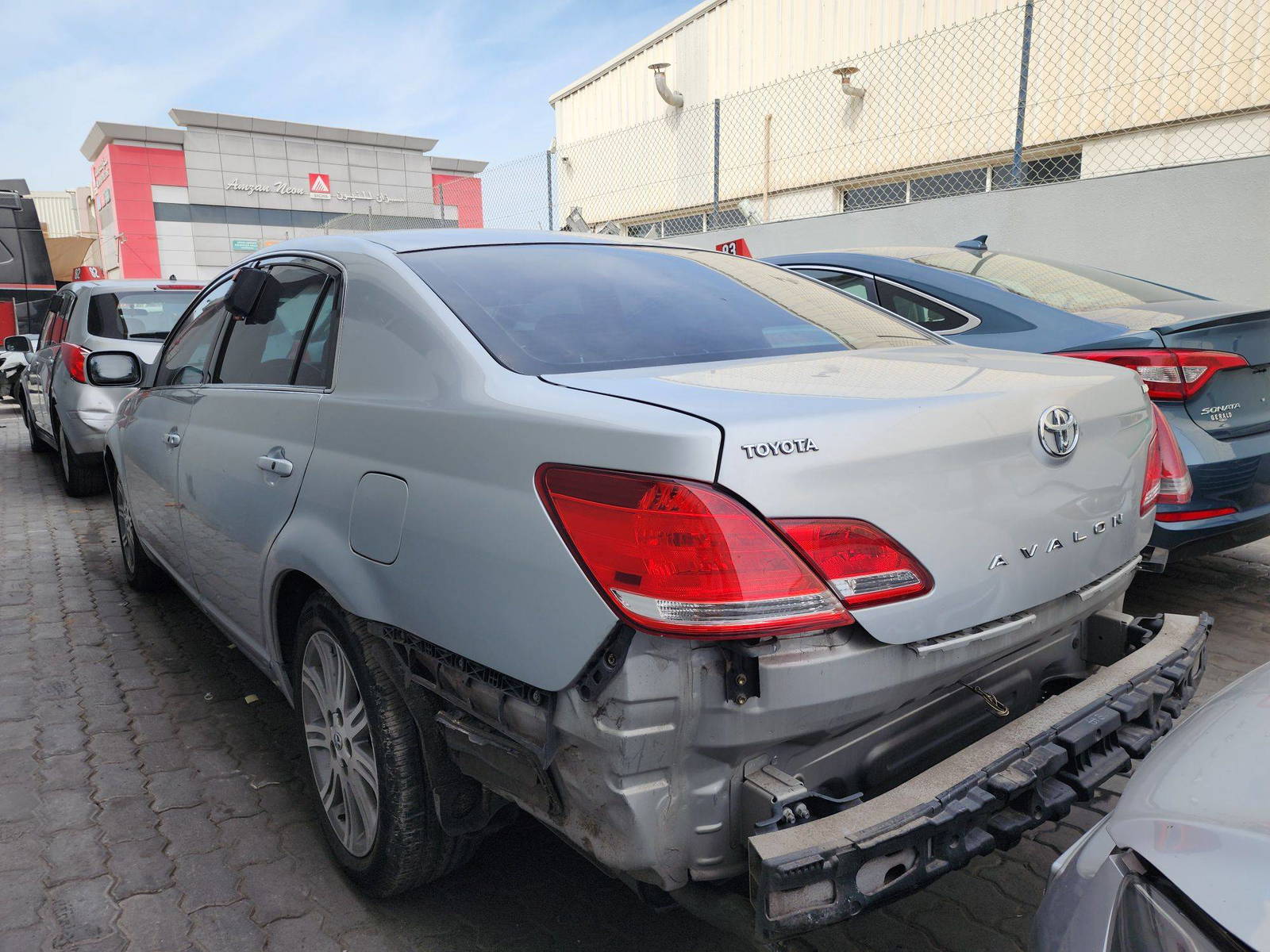 2005 TOYOTA AVALON — 187350 Miles — Lot 73786754 — Main - Marhaba Auctions Used Cars - Image 6