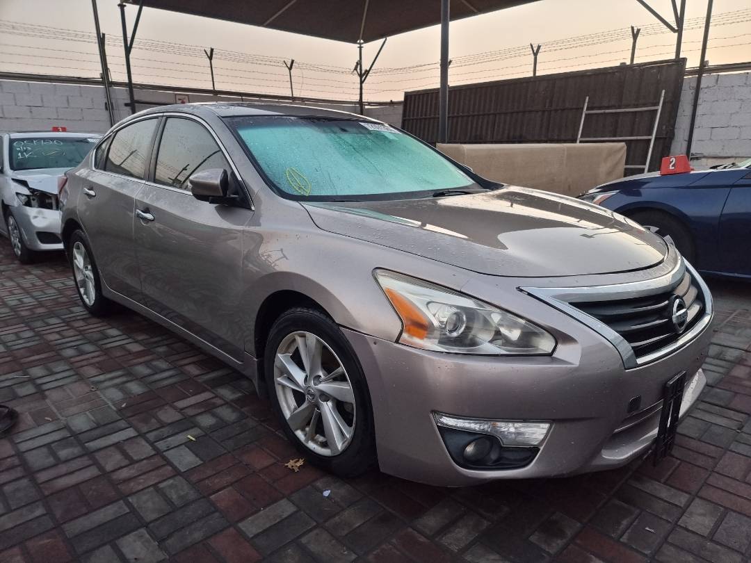 2013 NISSAN ALTIMA — 194838 Miles — Lot 125487 — Souq - Marhaba Auctions Used Cars - Image 3