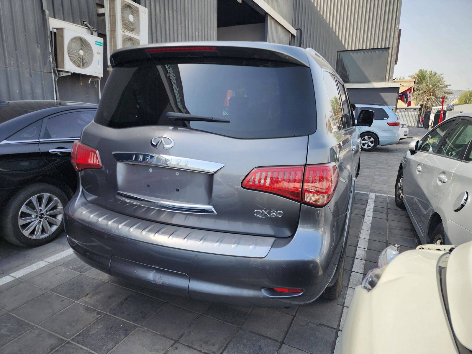 2016 INFINITI QX80 — 149295 Miles — Lot 610092 — Al Quoz - Marhaba Auctions Used Cars - Image 4