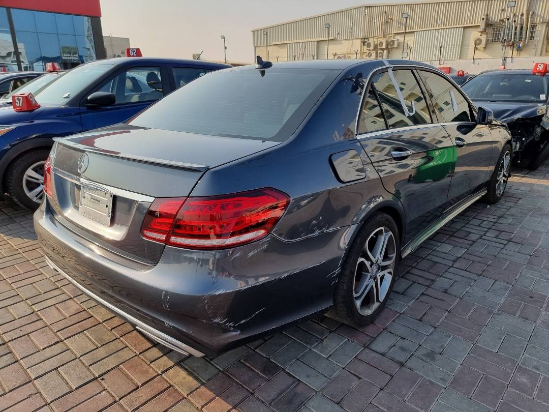 2014 MERCEDES BENZ E 350 — 156902 Miles — Lot 125487 — Main - Marhaba Auctions Used Cars - Image 3
