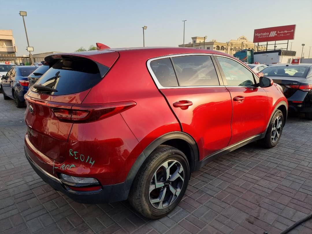 2020 KIA SPORTAGE — 109947 Miles — Lot 2105478 — Souq - Marhaba Auctions Used Cars - Image 4