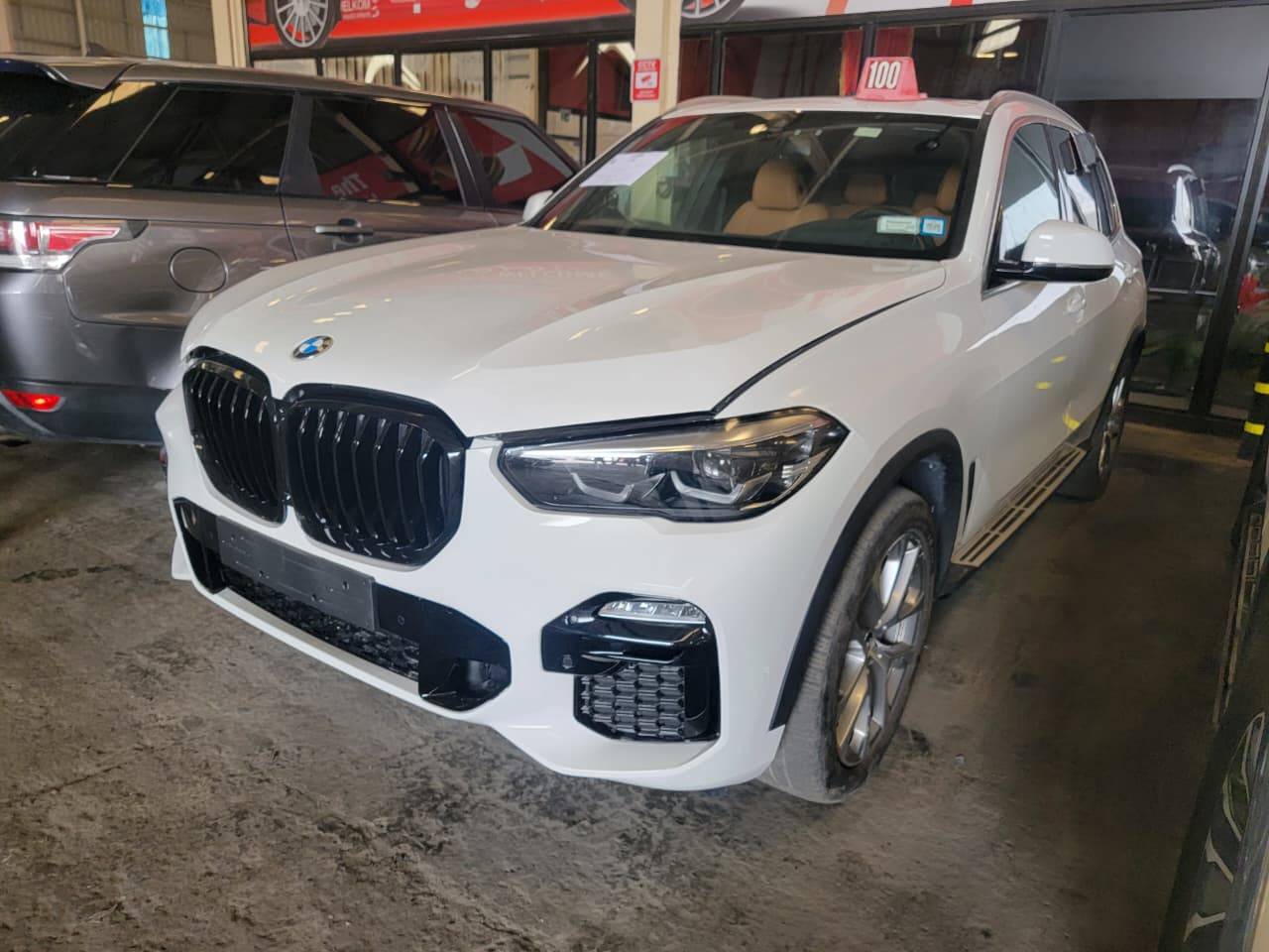 2023 BMW X5 XDRIVE40I — 26242 Miles — Lot 42964370 — Main - Marhaba Auctions Used Cars - Image 3