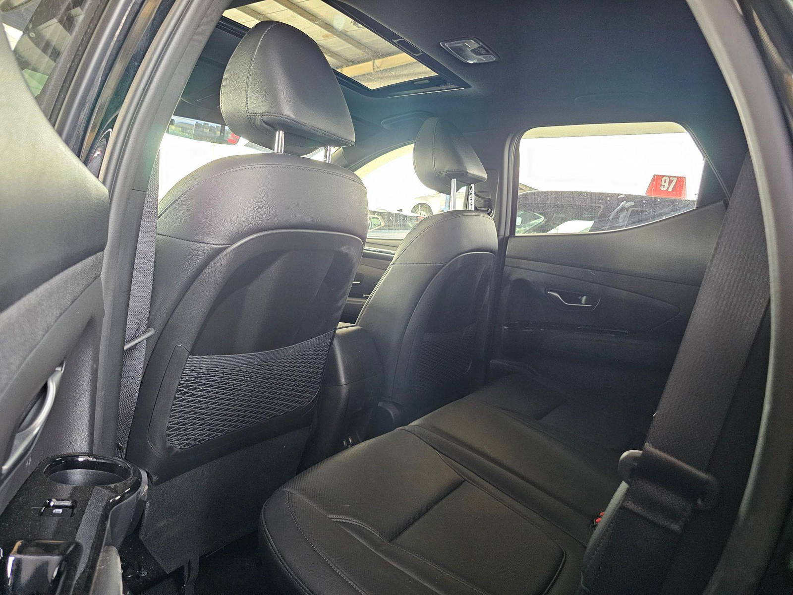 2022 HYUNDAI SANTA CRUZ SEL — 47133 KM — Lot NH033748 — Main - Marhaba Auctions Used Cars - Image 6