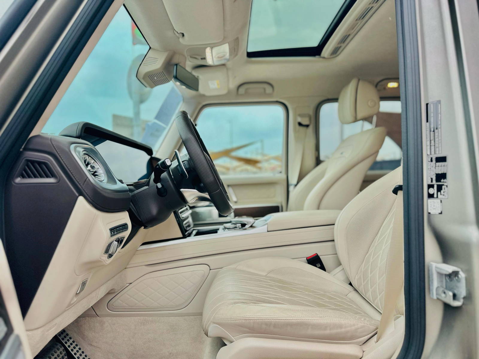 2023 MERCEDES BENZ AMG G63 — 12558 KM — Lot 78173 — Al Quoz - Marhaba Auctions Used Cars - Image 17