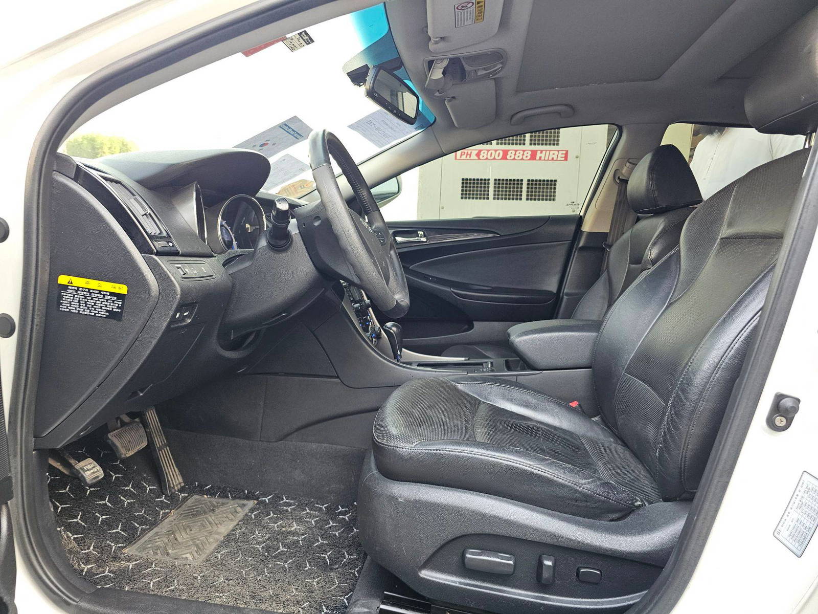 HYUNDAI SONATA 2011 - Marhaba Auction Used Cars - Image 10