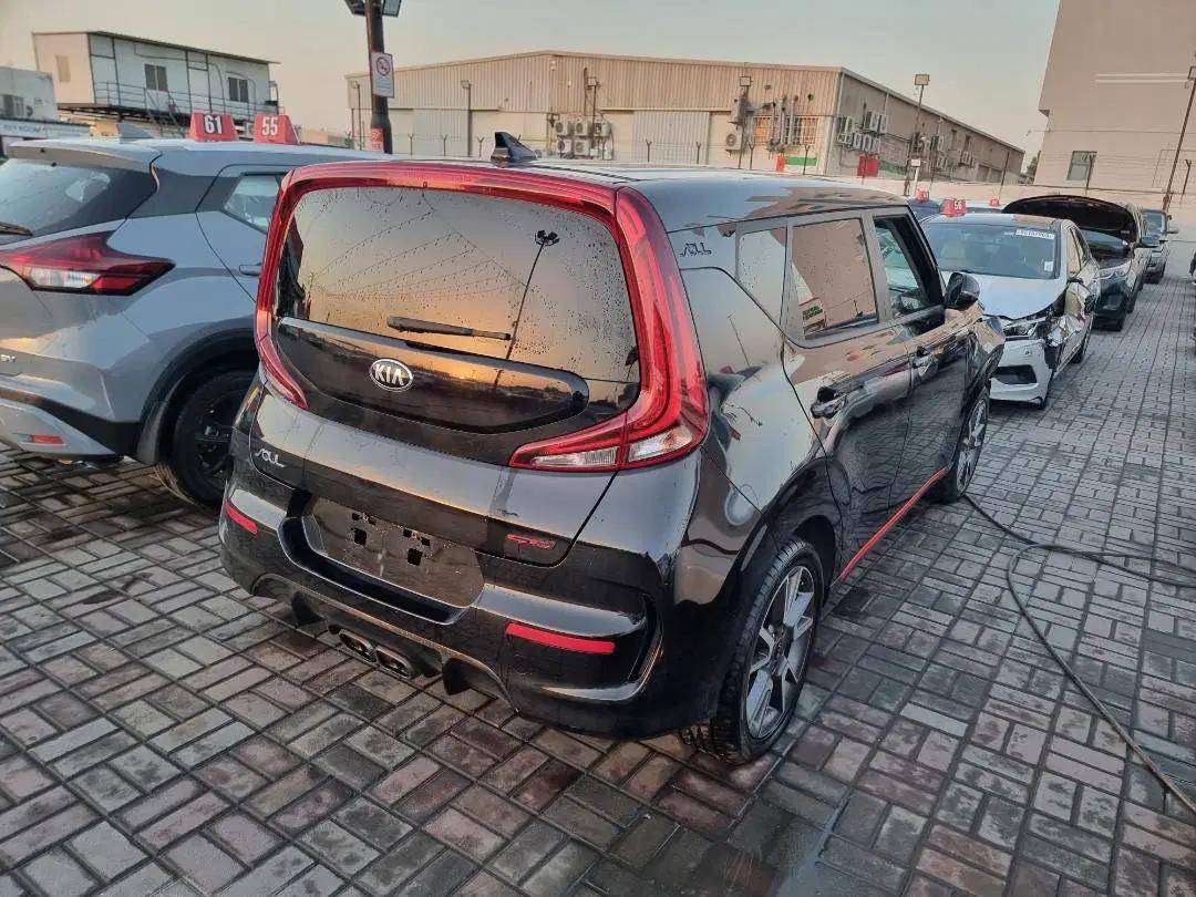 KIA SOUL