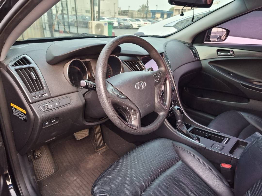 HYUNDAI SONATA 2012 - Marhaba Auction Used Cars - Image 8
