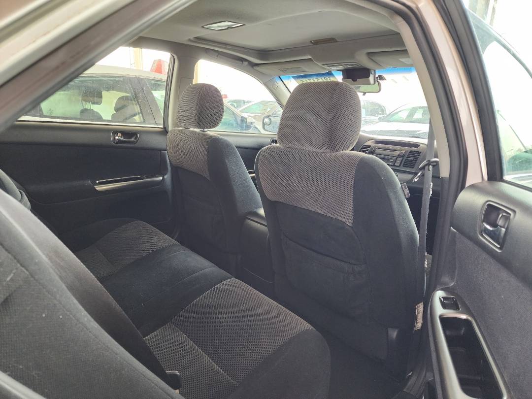 2006 TOYOTA CAMRY — 283420 Miles — Lot 39153715 — Souq - Marhaba Auctions Used Cars - Image 4