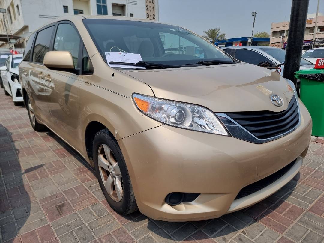 2011 TOYOTA SIENNA — 165596 Miles — Lot 53130114 — Ind. 12 - Marhaba Auctions Used Cars - Image 3