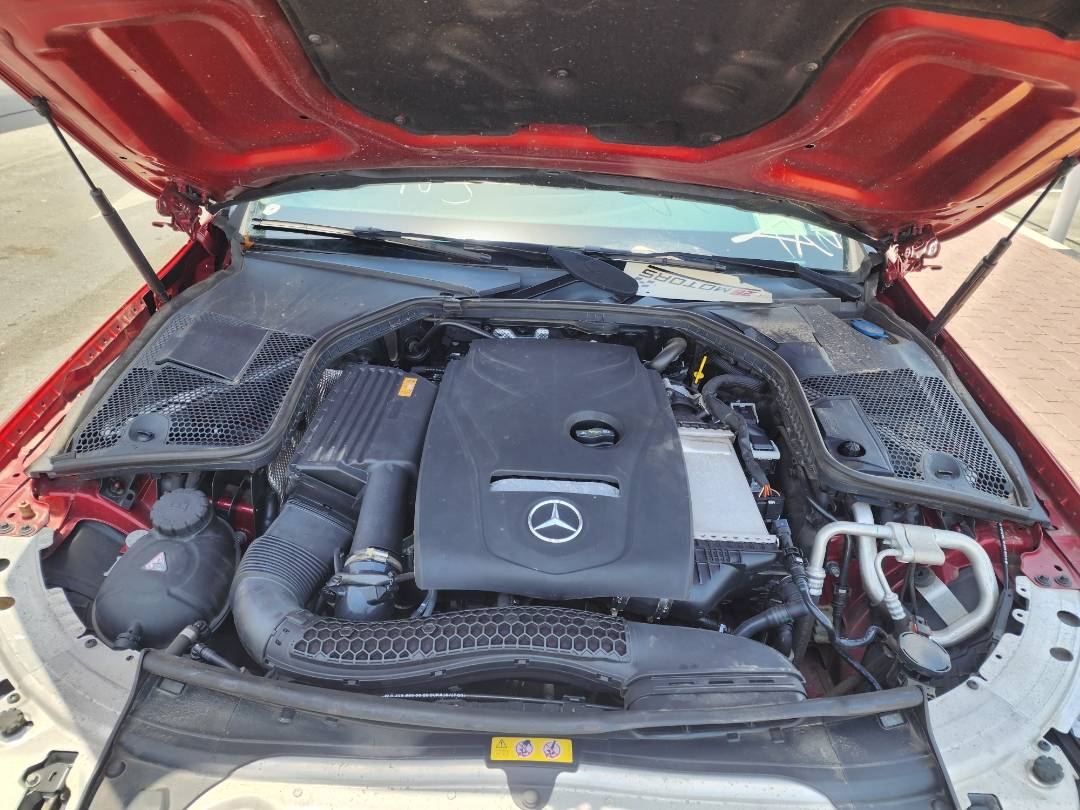 2018 MERCEDES BENZ C300 — 48675 Miles — Lot 37006446 - Marhaba Auctions Used Cars - Image 4