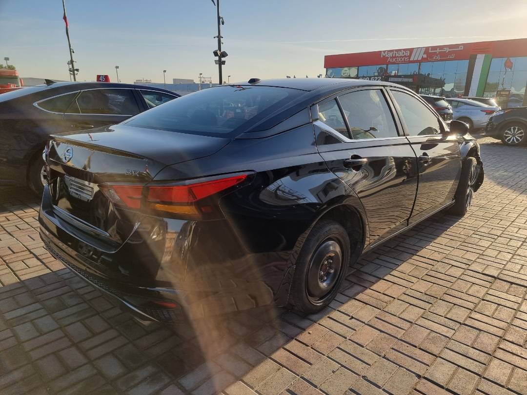 2021 NISSAN ALTIMA — 42370 Miles — Lot 124587 — Main - Marhaba Auctions Used Cars - Image 4