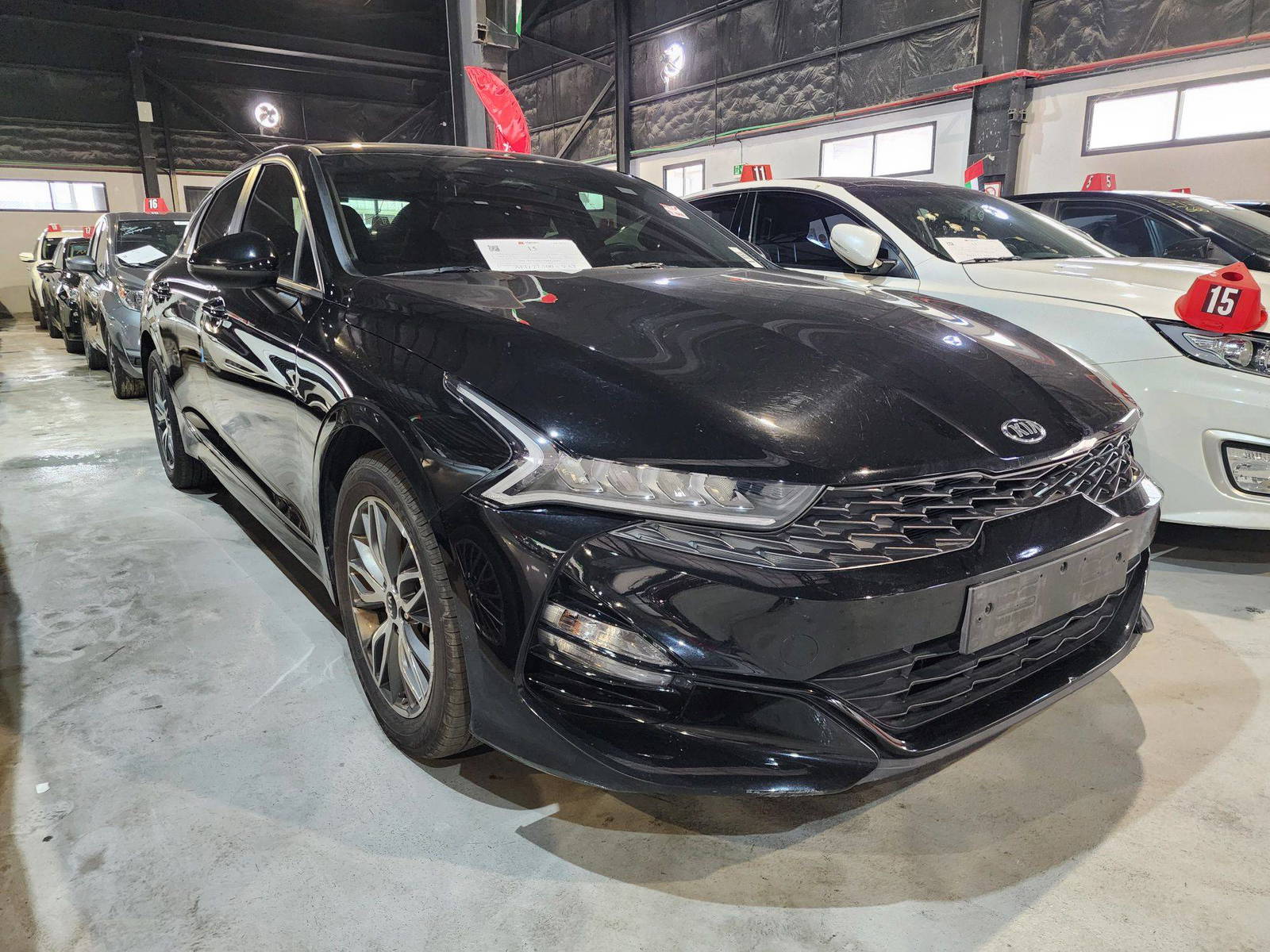 2021 KIA K5 — 106226 KM — Lot 121091 — Al Quoz - Marhaba Auctions Used Cars - Image 3