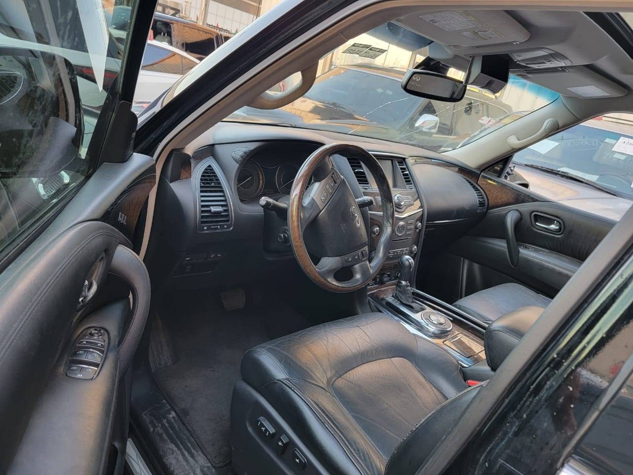 INFINITI QX80 2014 - Marhaba Auction Used Cars - Image 7