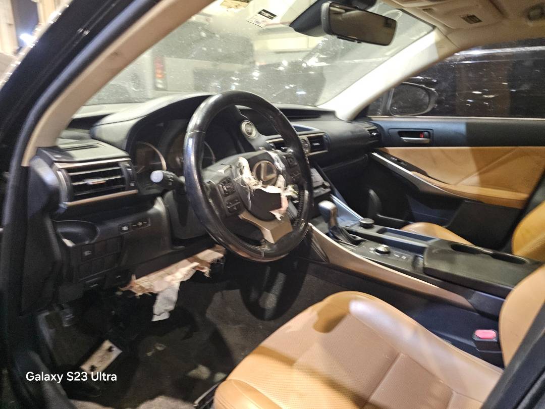 2017 LEXUS IS 200T — 187643 Miles — Lot 26H5050941 — Main - Marhaba Auctions Used Cars - Image 9